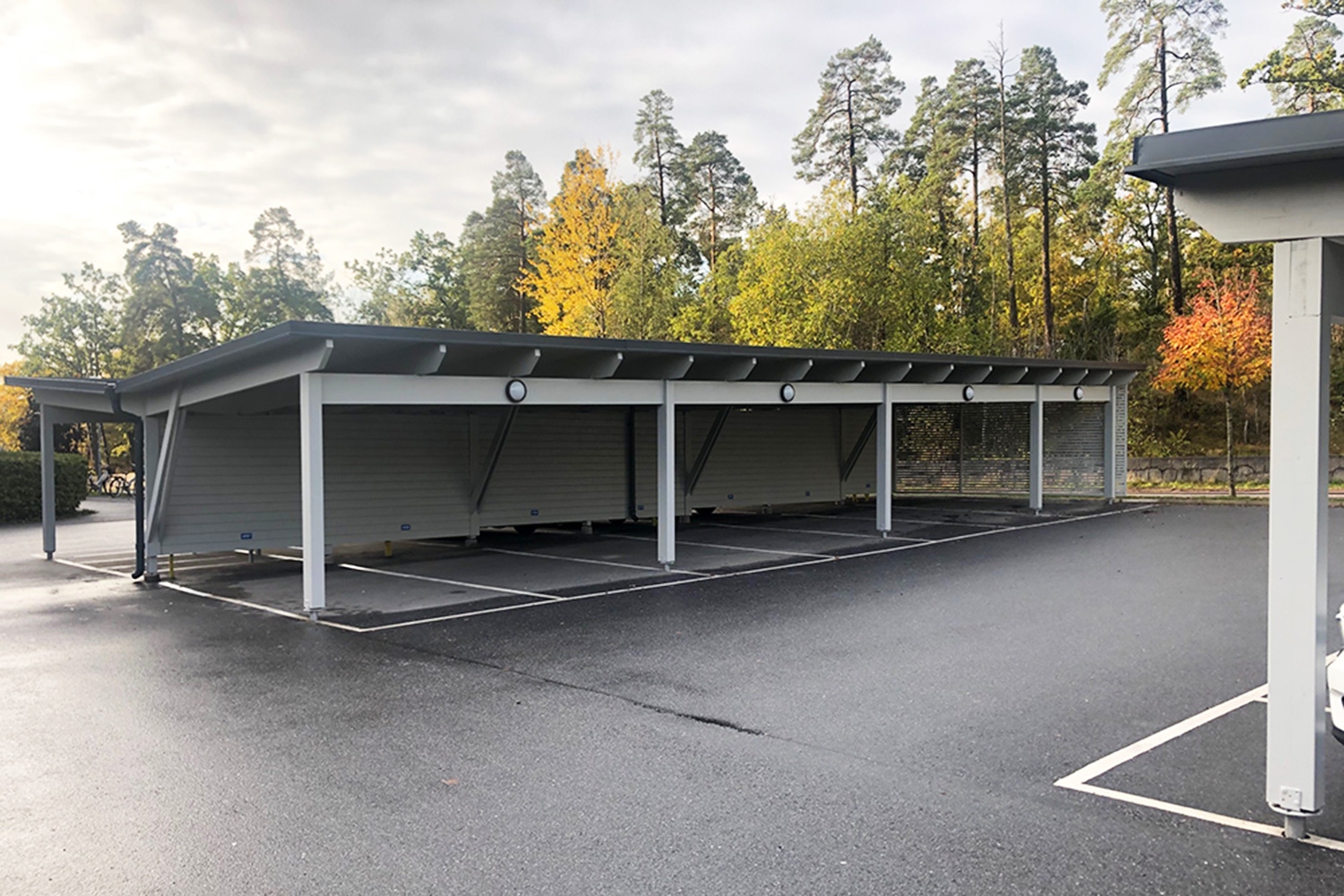 brf-fållan-efter-carport.jpg